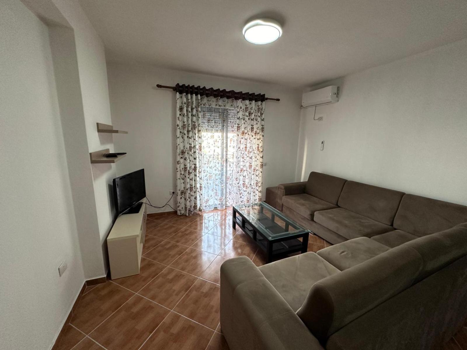 Vlora Apartament Beach Apartment *
